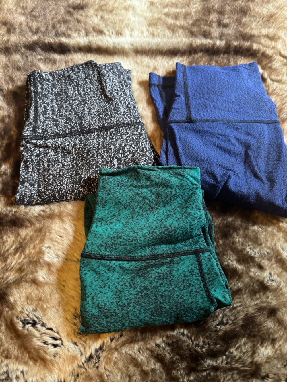 Lululemon leggings BUNDLE of 3 (three) size 6 / 8 blue black green